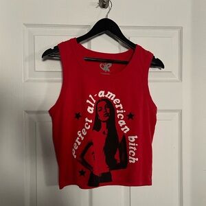 Olivia Rodrigo guts crop top